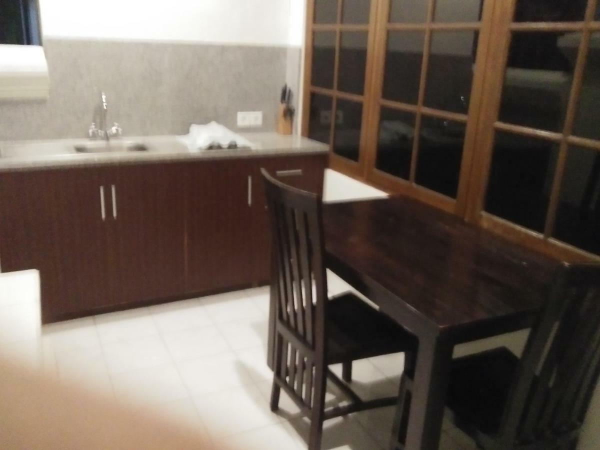 Made House Homestay And Dormitory Sanur  Exterior photo