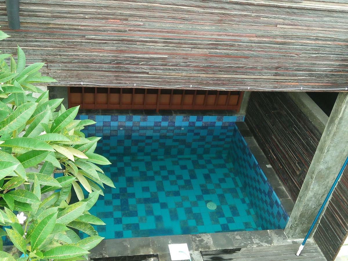 Made House Homestay And Dormitory Sanur  Exterior photo