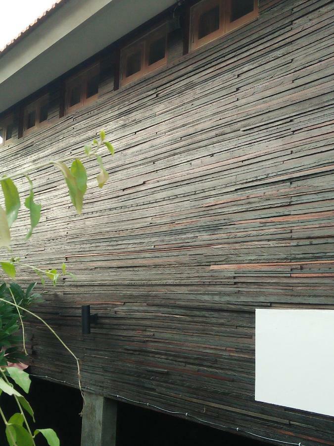 Made House Homestay And Dormitory Sanur  Exterior photo