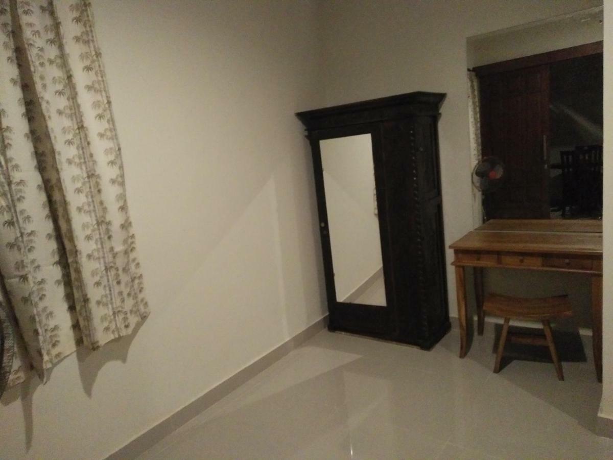 Made House Homestay And Dormitory Sanur  Exterior photo