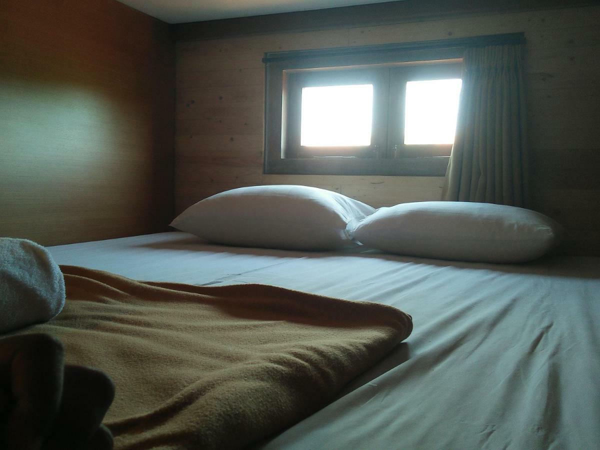 Made House Homestay And Dormitory Sanur  Exterior photo