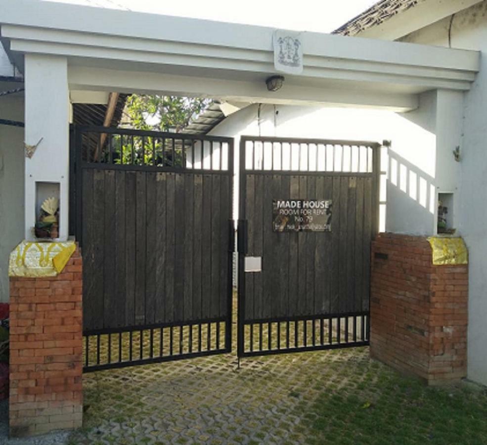 Made House Homestay And Dormitory Sanur  Exterior photo